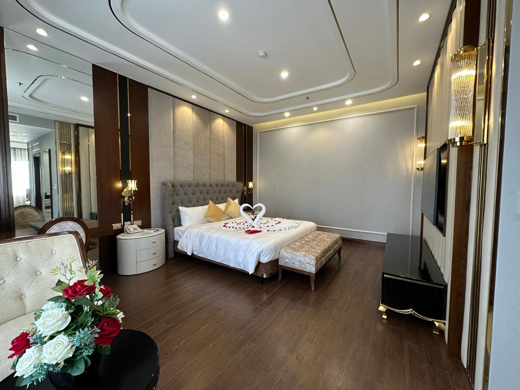 Kinh Bac Palace Hotel Bac Ninh ภายนอก รูปภาพ